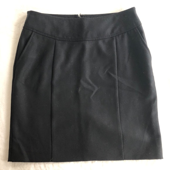 Banana republic black wool blend skirt - Picture 2 of 5